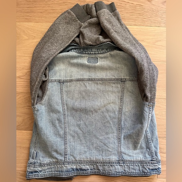 AE denim jacket - Picture 1 of 3